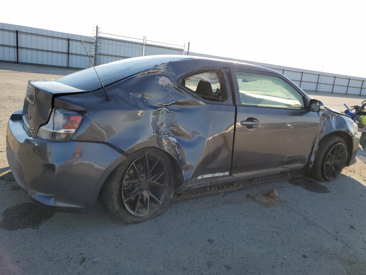 2015 TOYOTA SCION