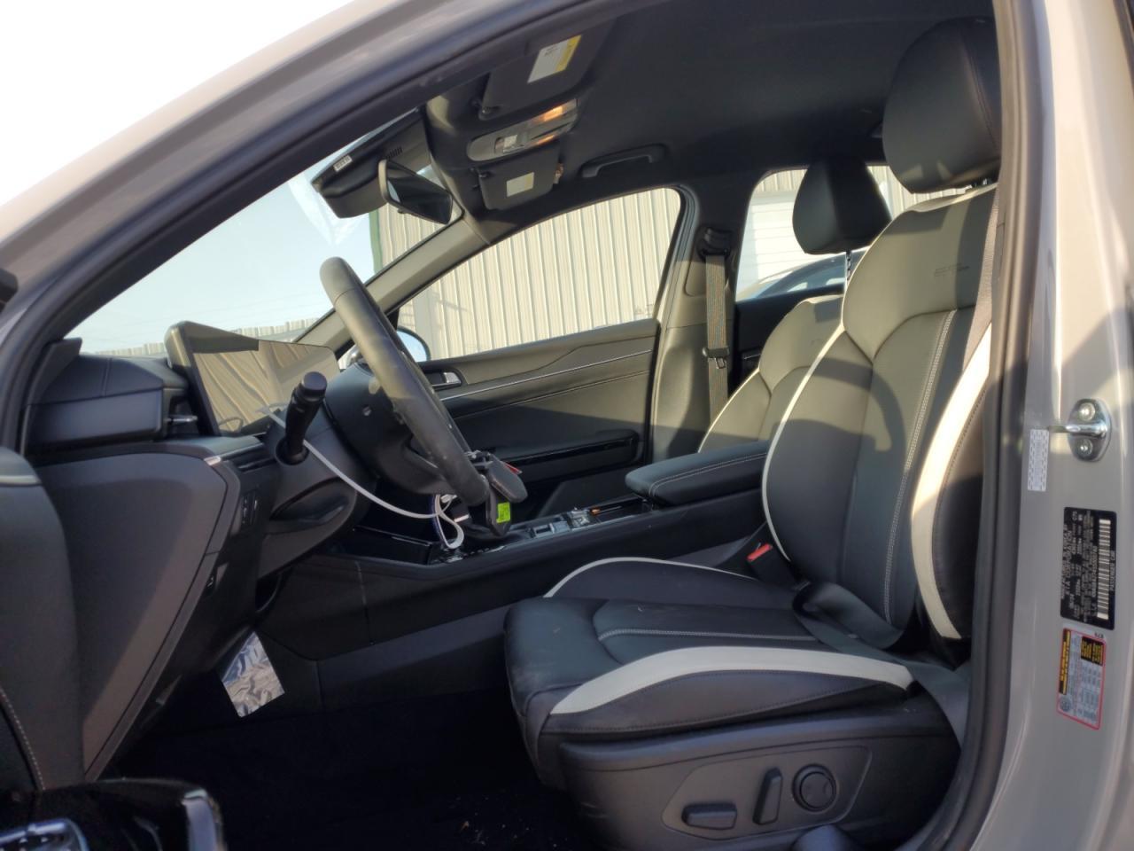 2025 KIA K5