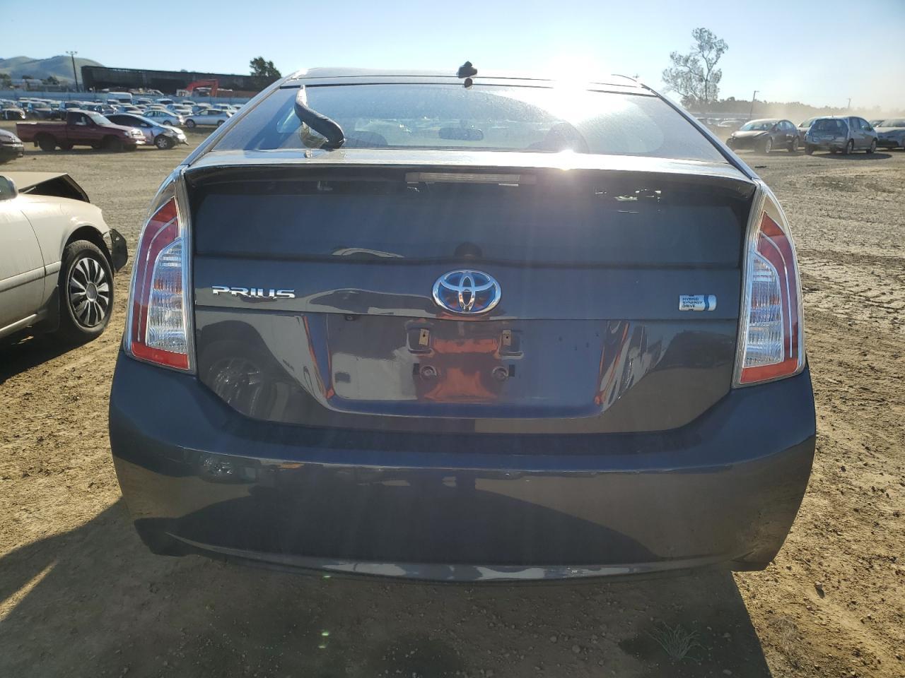 2014 TOYOTA PRIUS