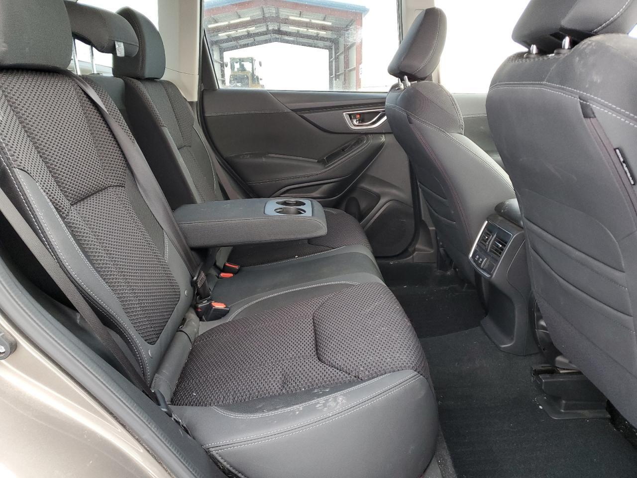 2021 SUBARU FORESTER