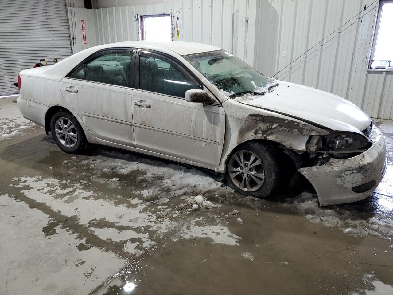 2004 TOYOTA CAMRY