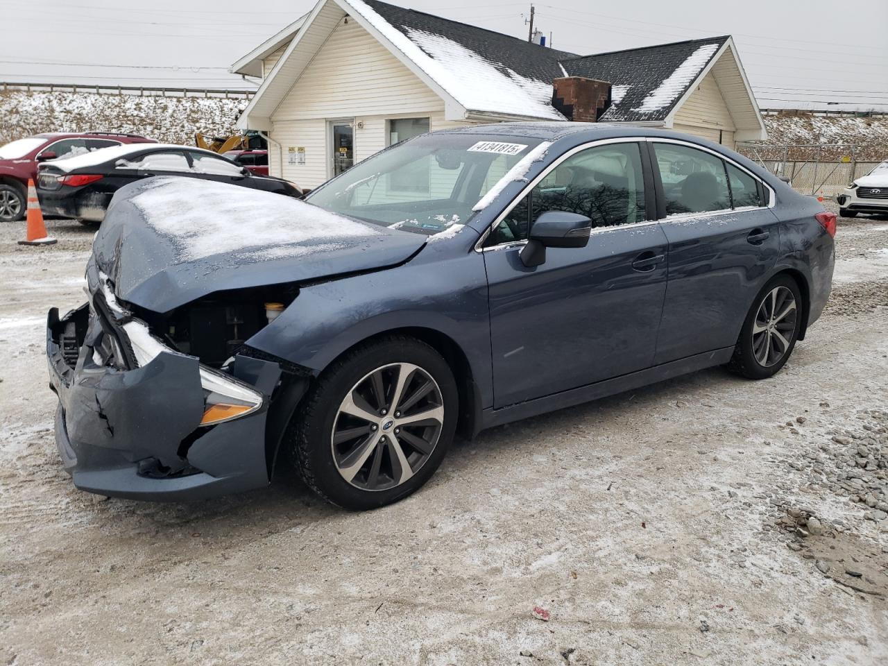 2017 SUBARU Legacy
