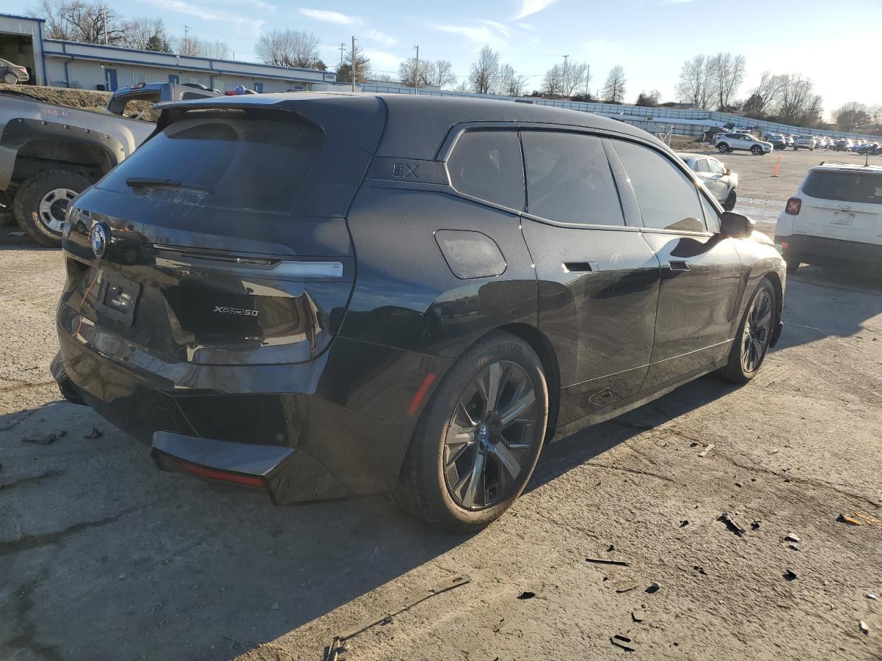2022 BMW iX