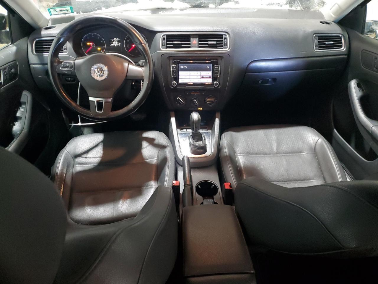 2012 VOLKSWAGEN JETTA