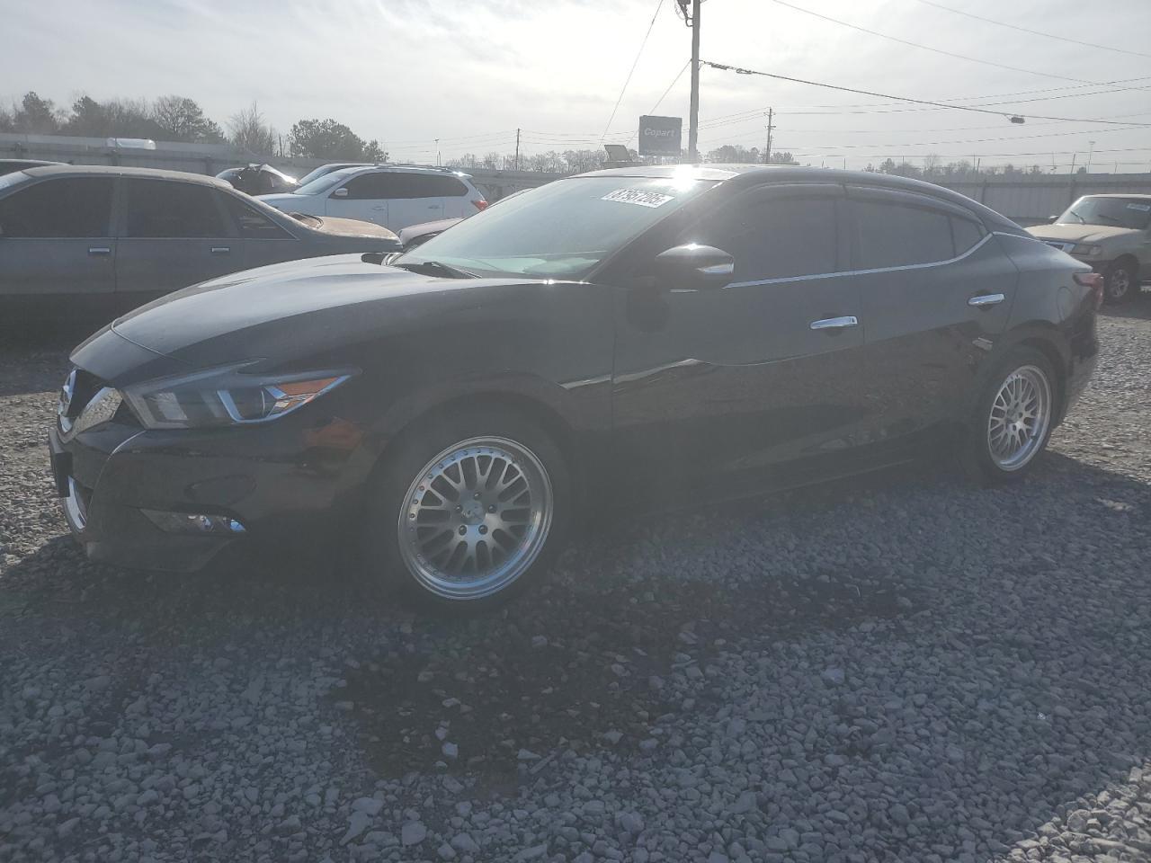 2017 NISSAN Maxima