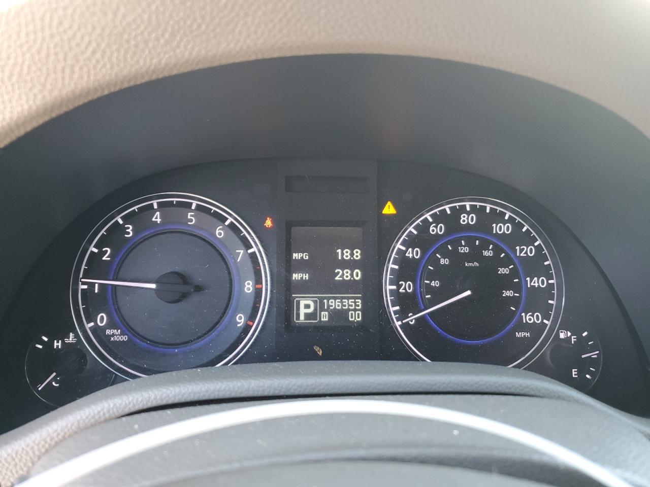 2011 INFINITI G37