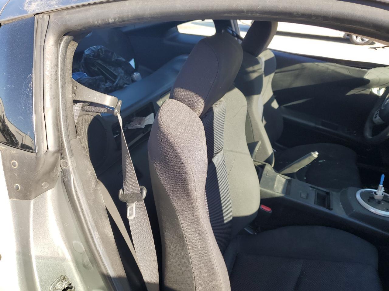 2004 NISSAN Z