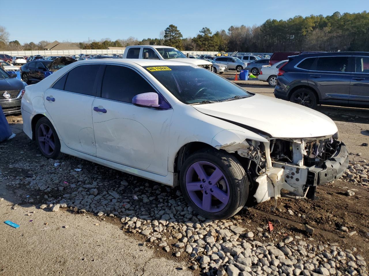 2014 TOYOTA CAMRY