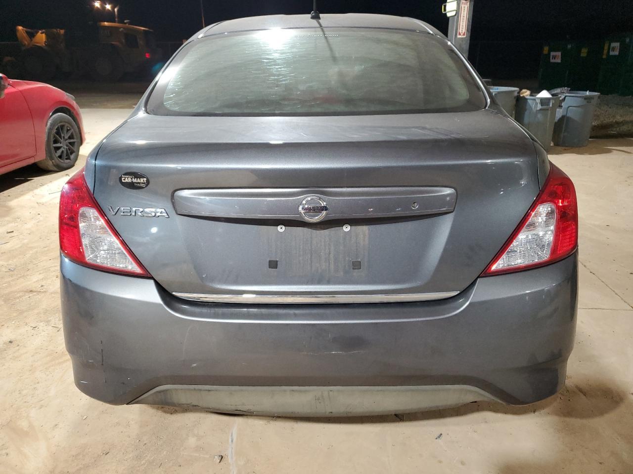 2016 NISSAN VERSA