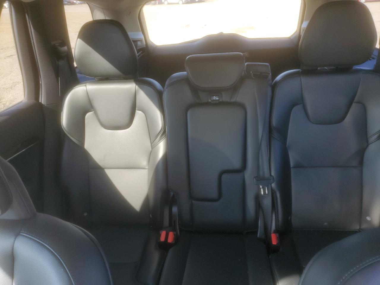 2018 VOLVO XC90