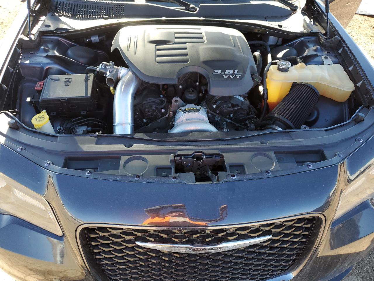 2016 CHRYSLER 300