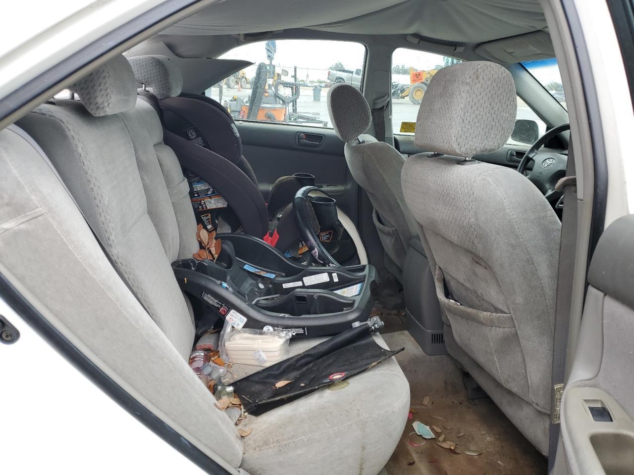 2004 TOYOTA CAMRY