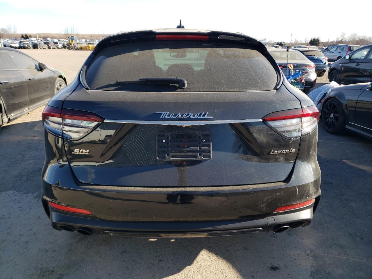 2021 MASERATI Levante