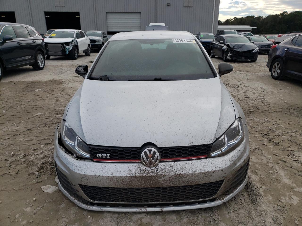 2016 VOLKSWAGEN GTI