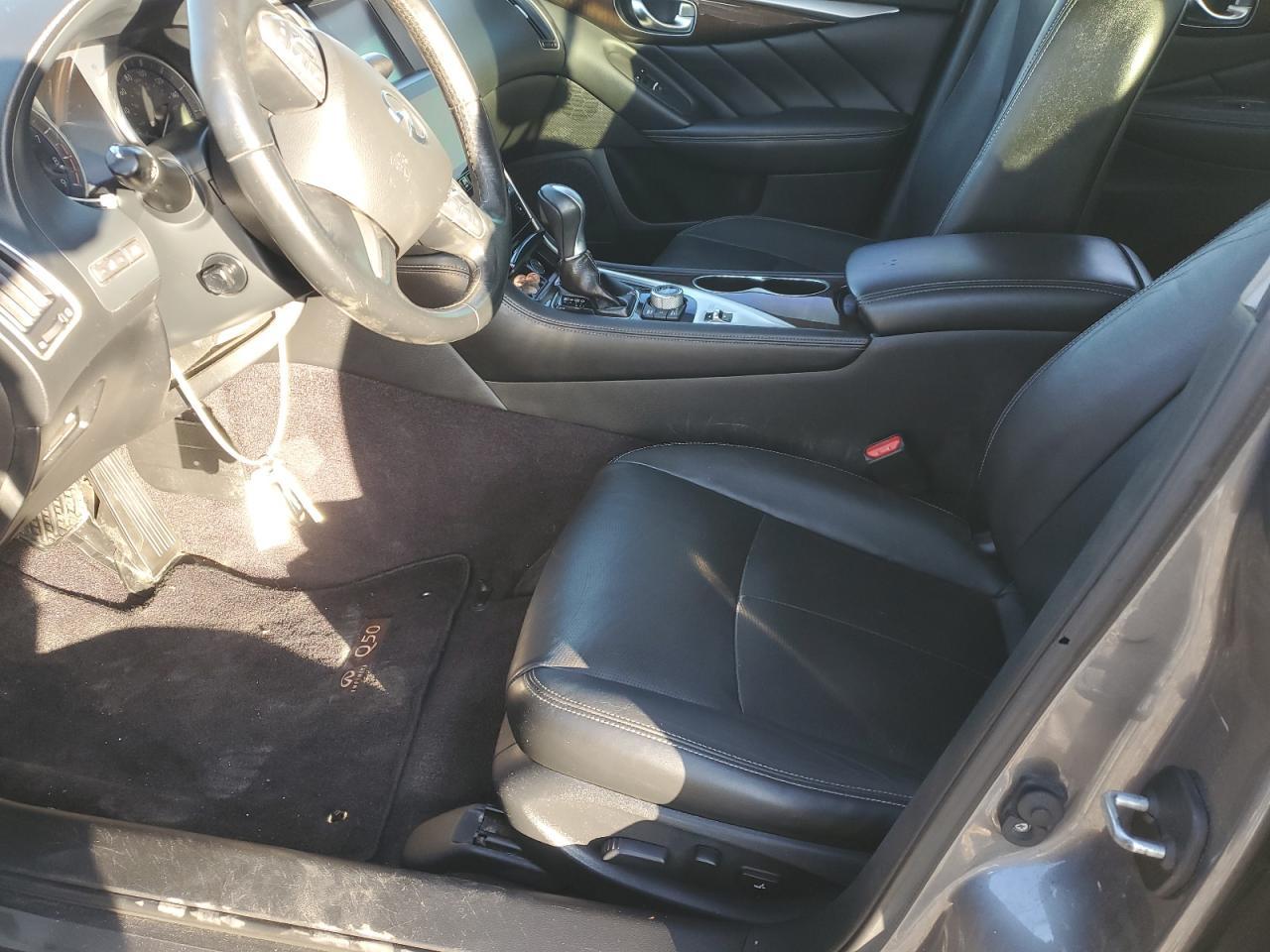 2015 INFINITI Q50