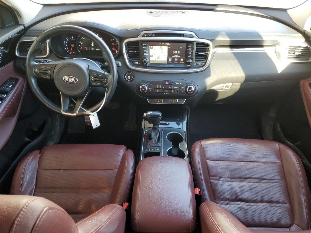 2017 KIA SORENTO