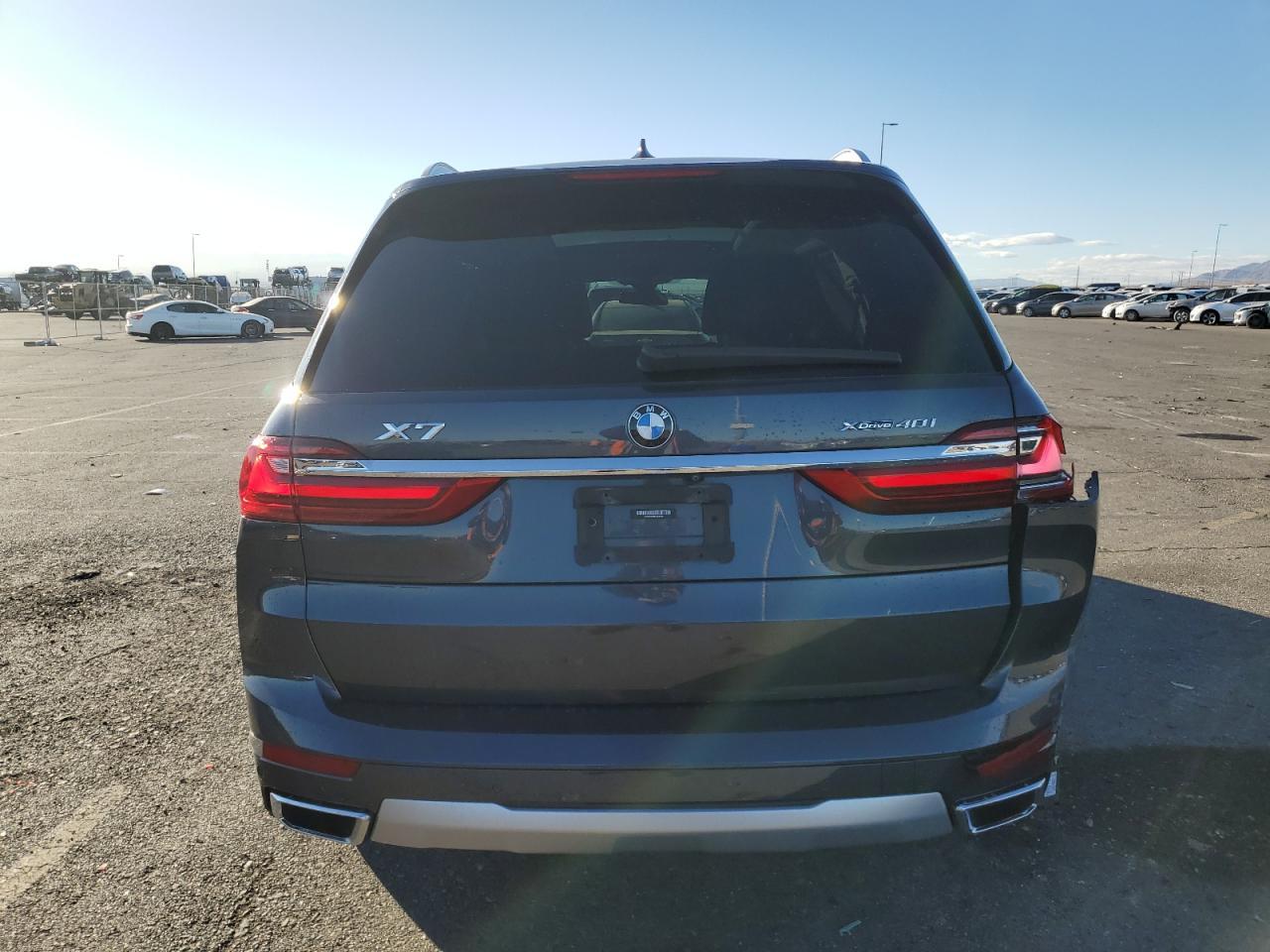 2020 BMW X7