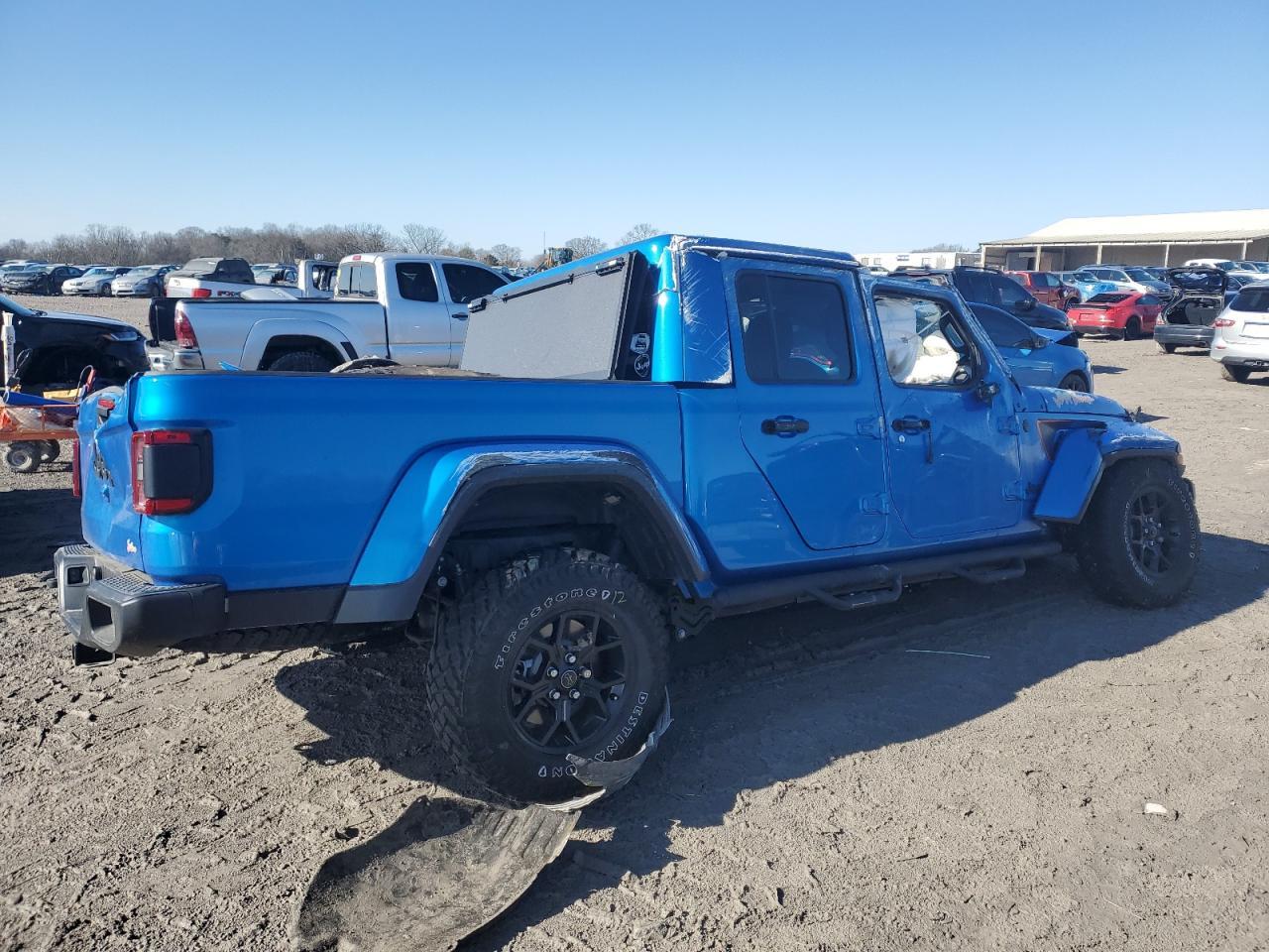 2024 JEEP Gladiator