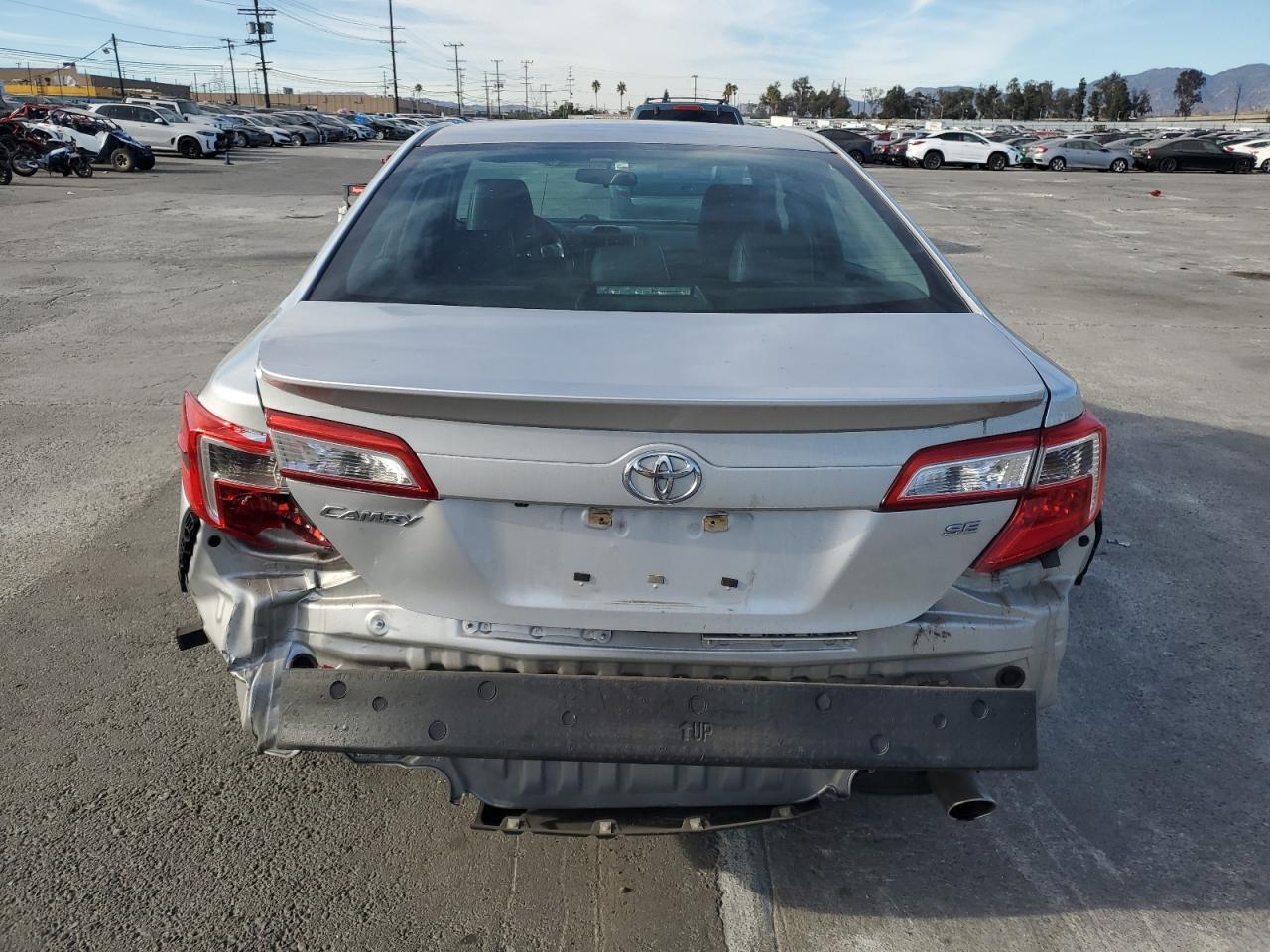 2014 TOYOTA CAMRY