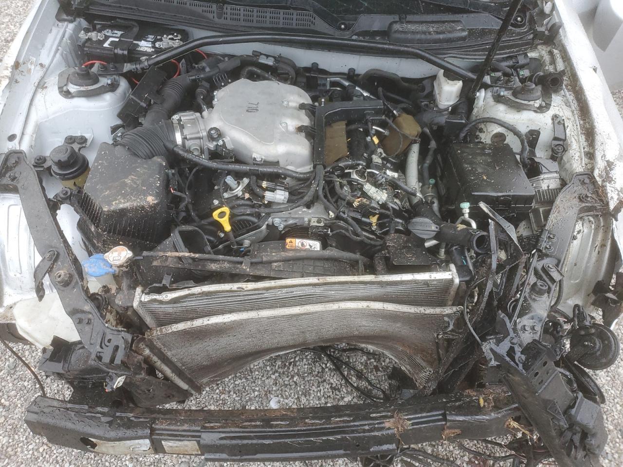 2014 HYUNDAI GENESIS