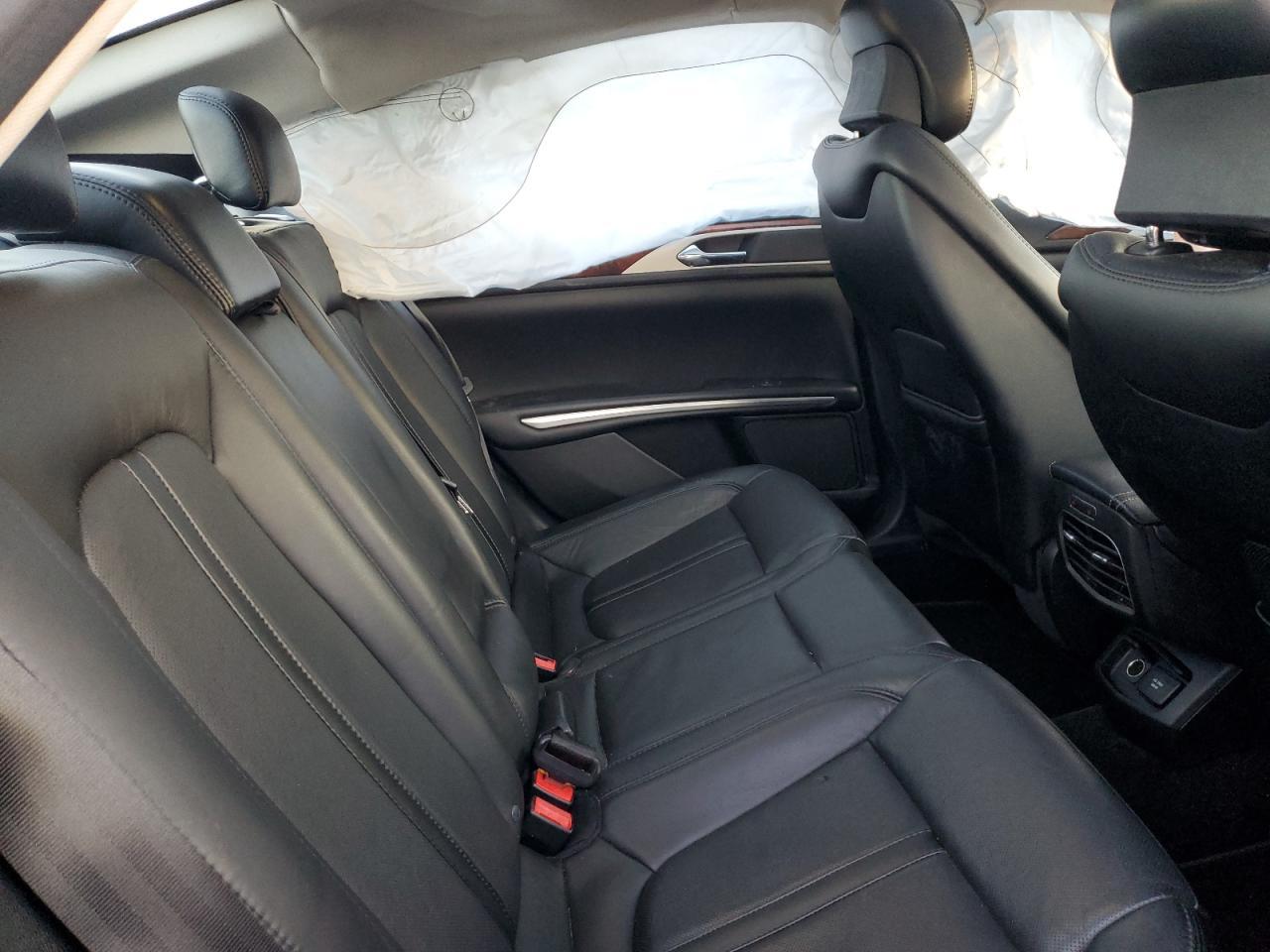 2016 LINCOLN MKZ