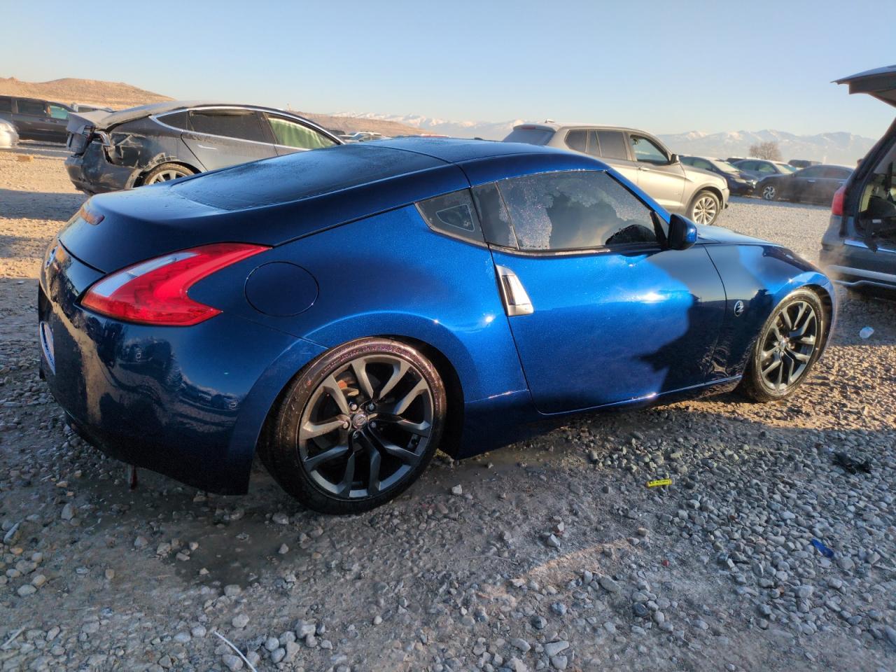 2017 NISSAN 370Z