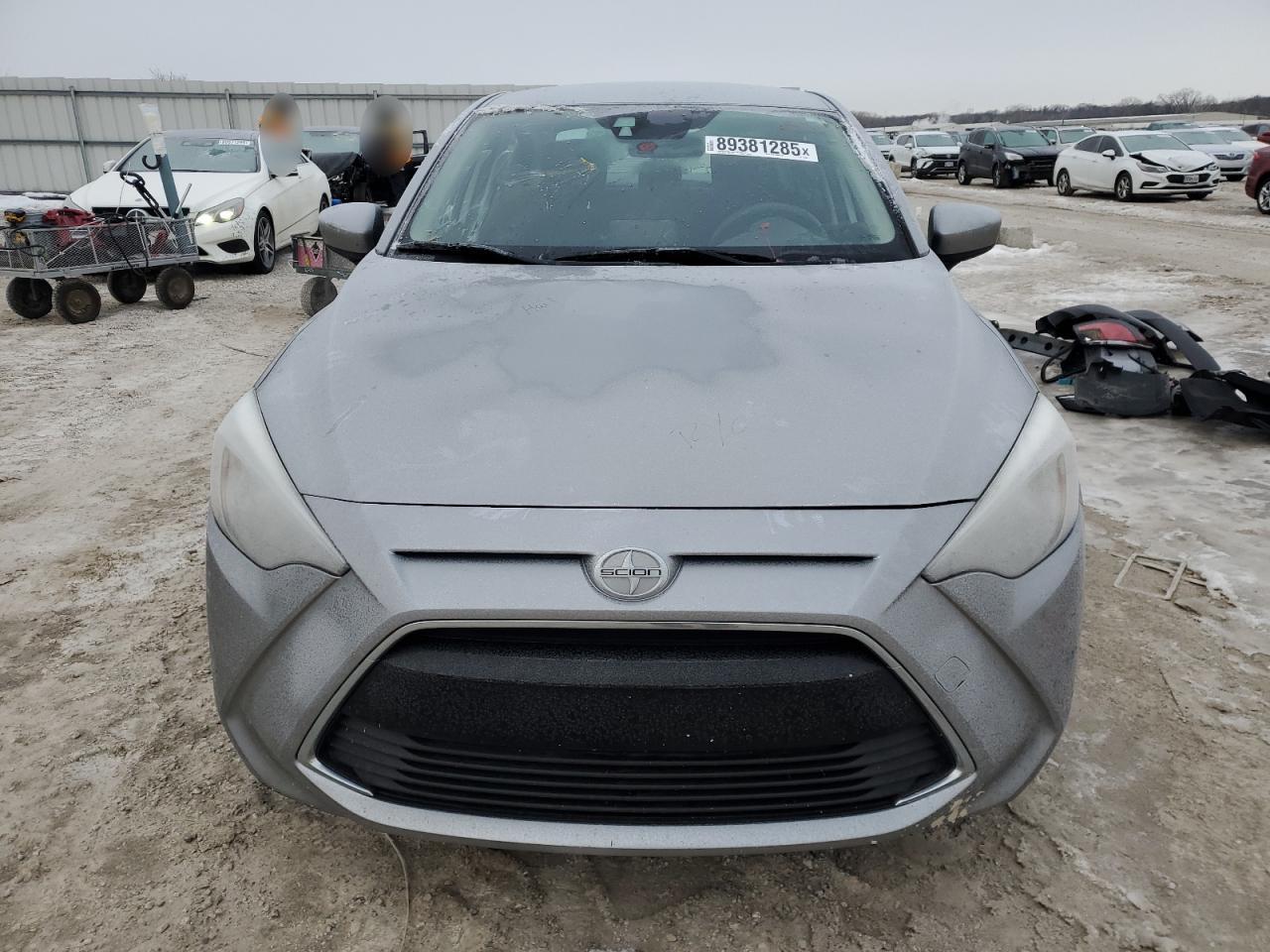 2016 TOYOTA SCION