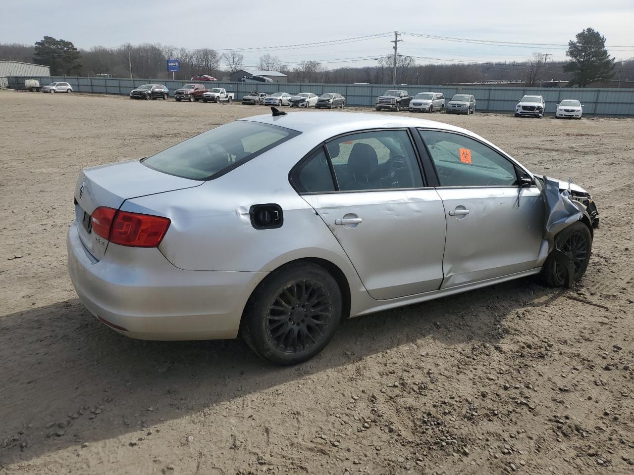 2011 VOLKSWAGEN JETTA