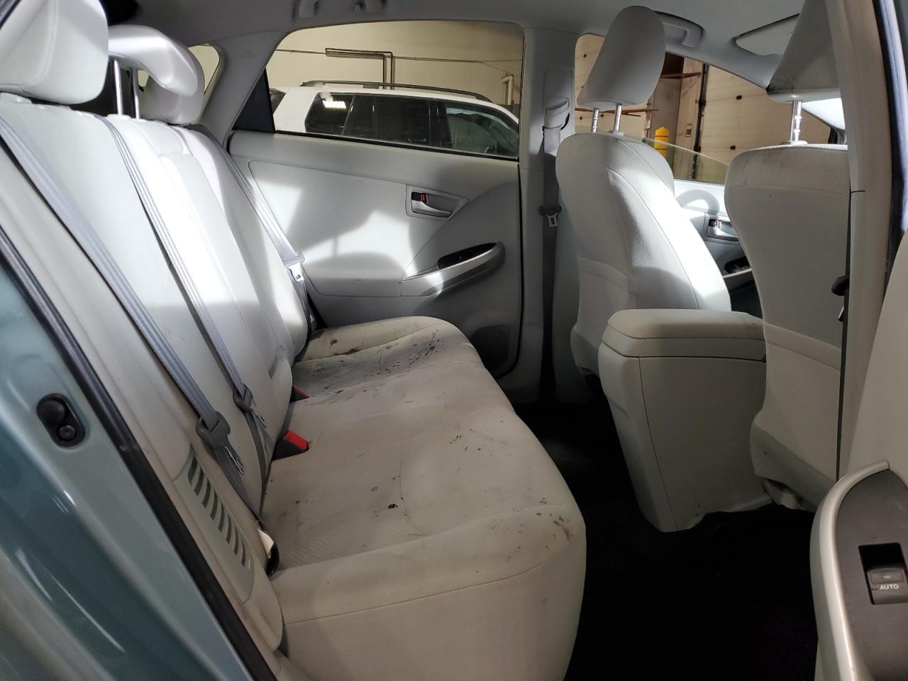 2014 TOYOTA PRIUS