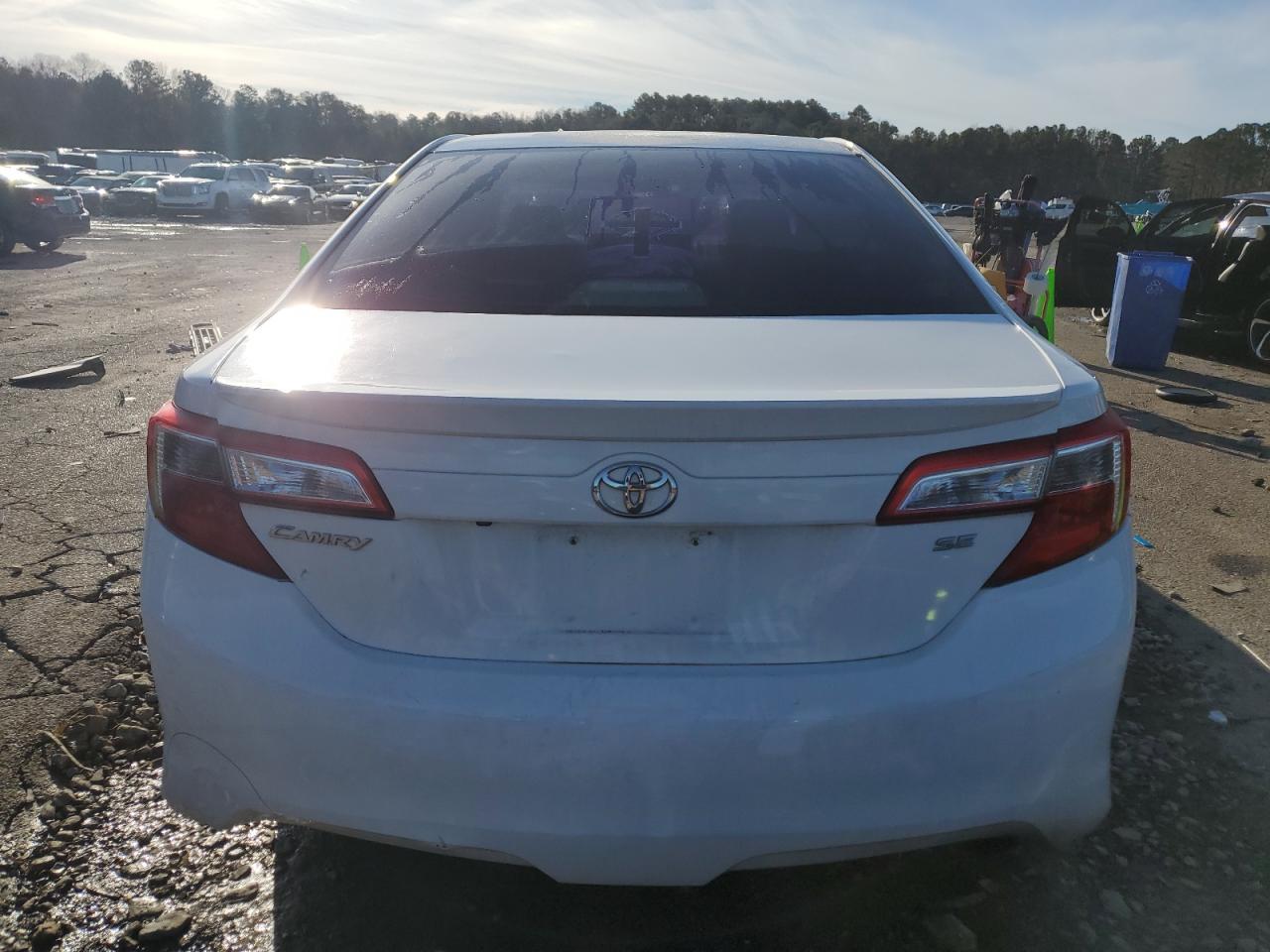 2014 TOYOTA CAMRY