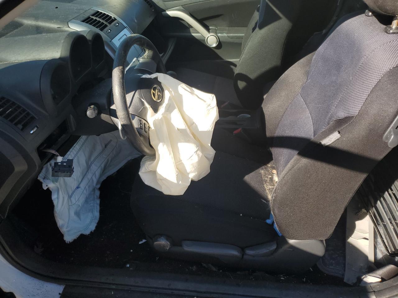 2008 TOYOTA SCION