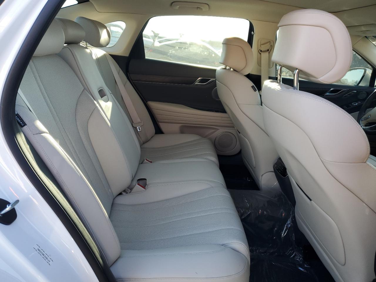 2024 GENESIS G80