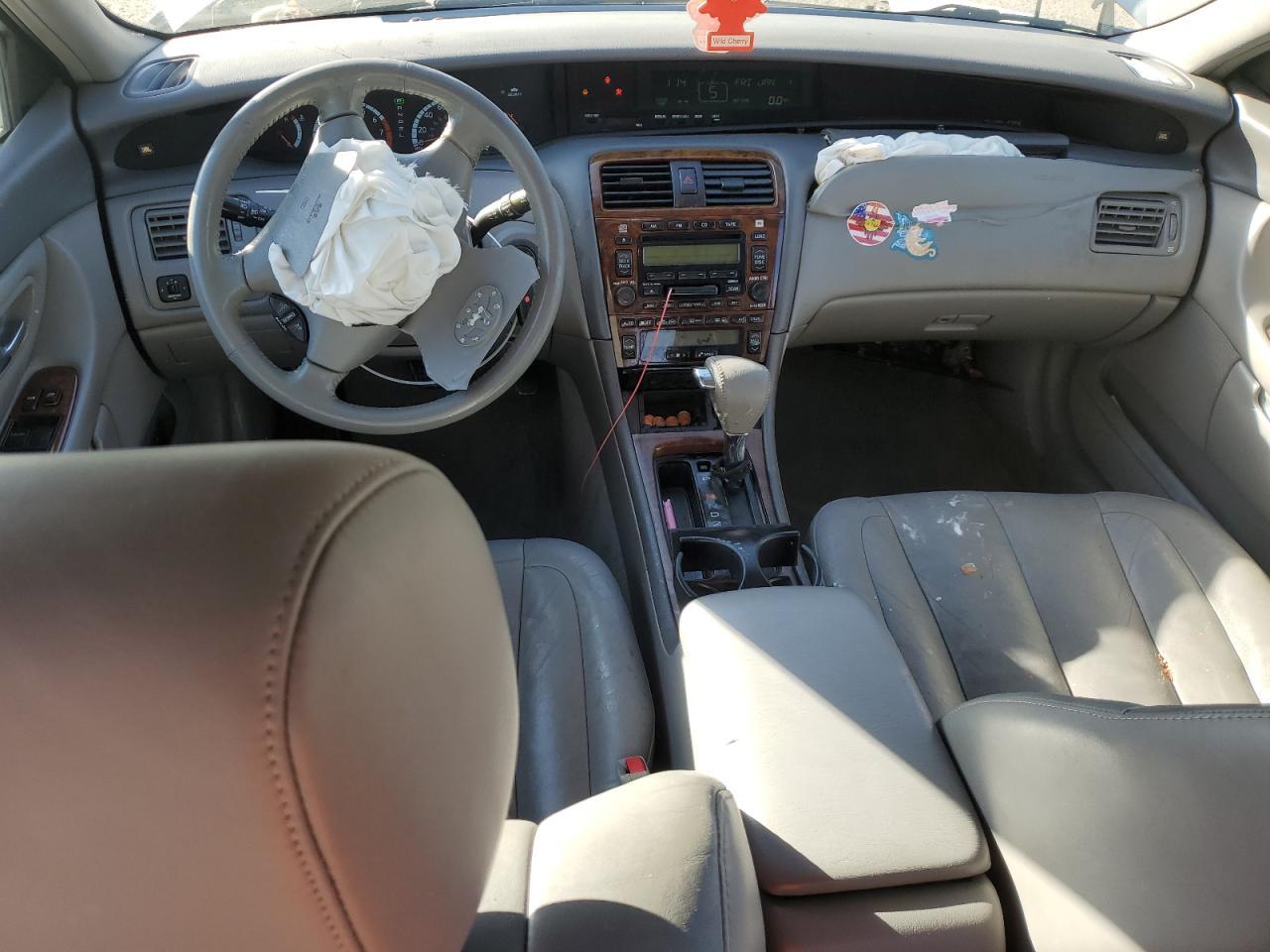 2002 TOYOTA Avalon