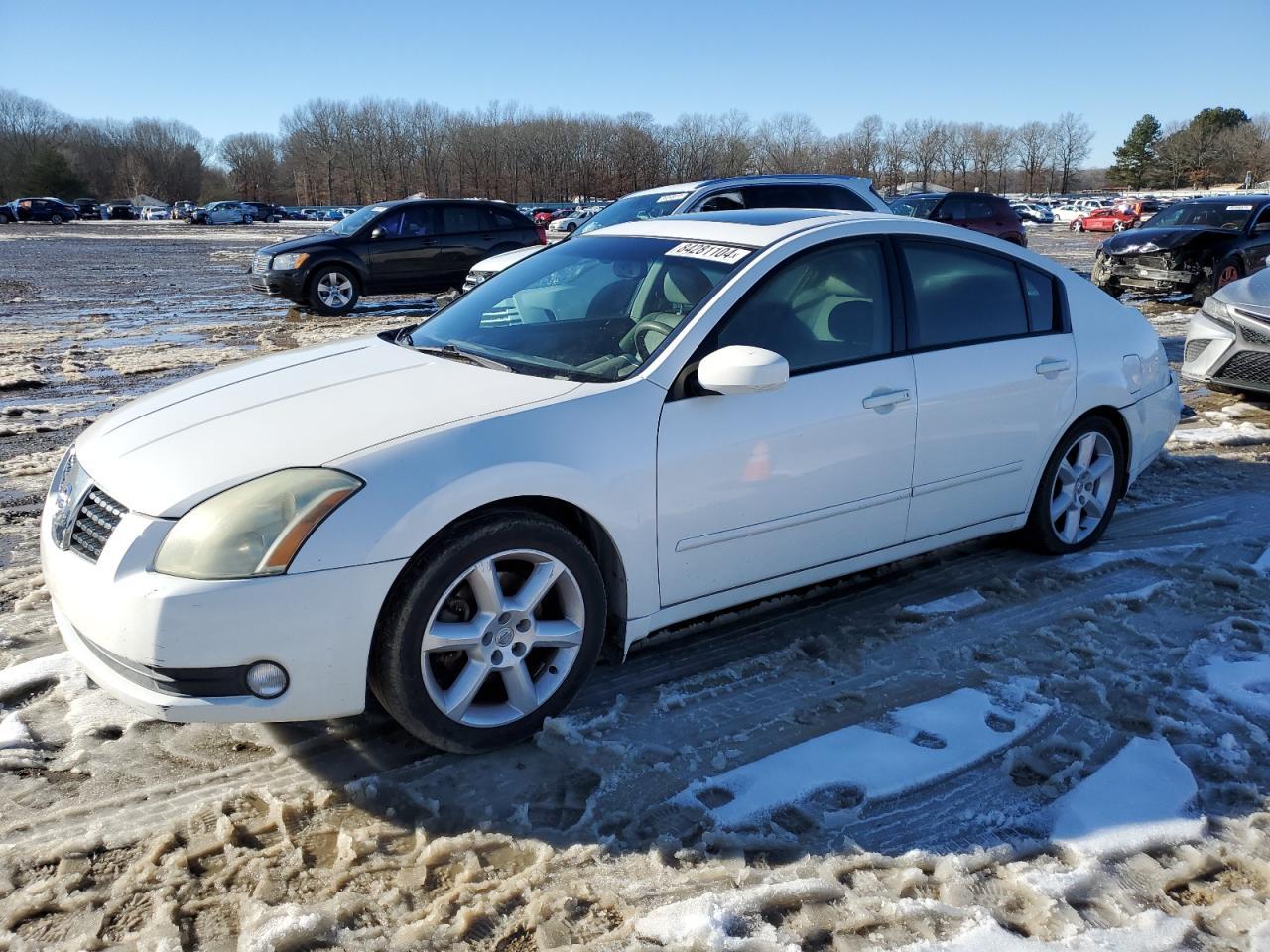 2004 NISSAN Maxima