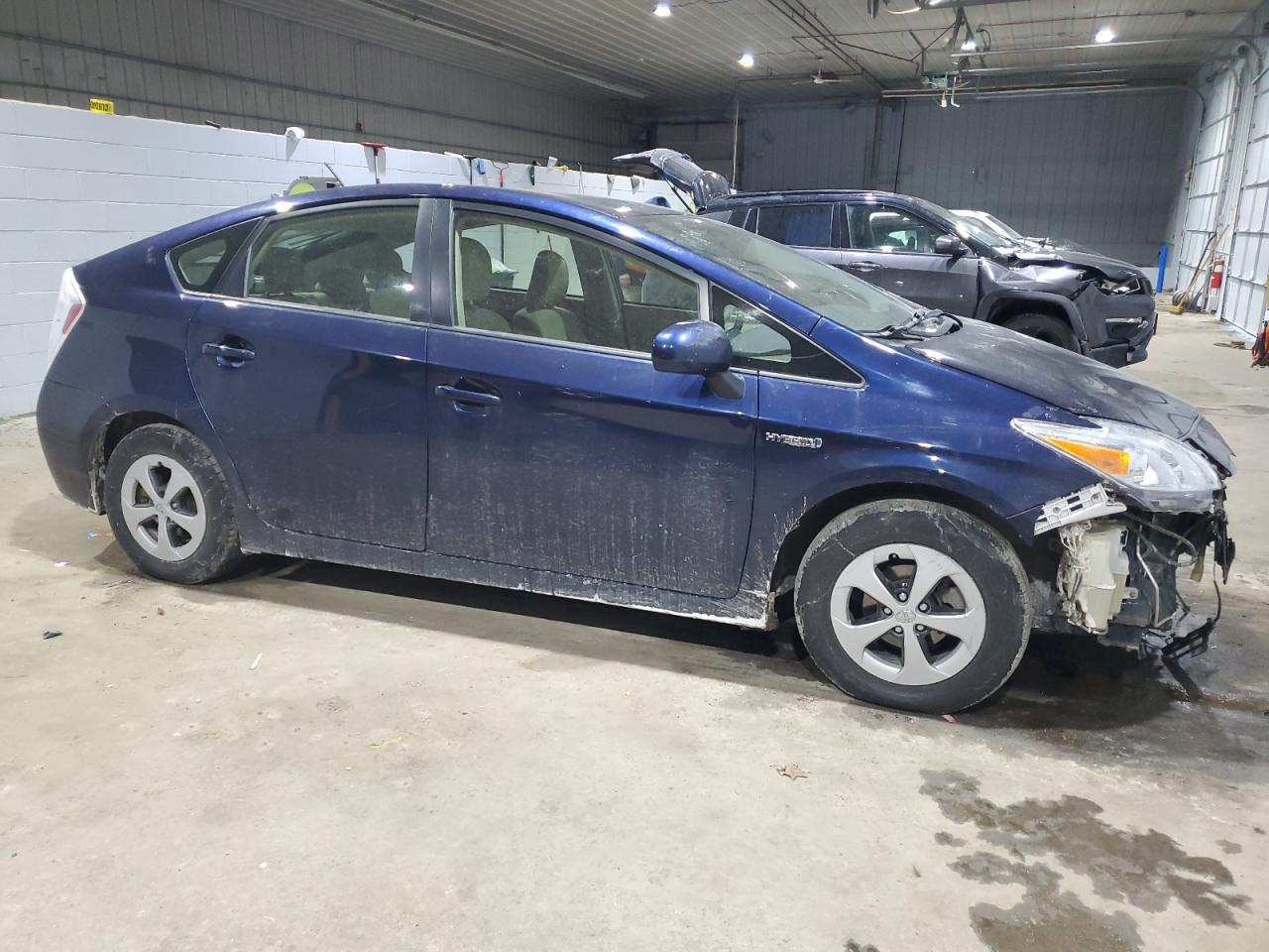 2014 TOYOTA PRIUS