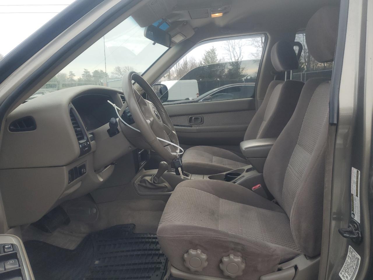 2004 NISSAN PATHFINDER