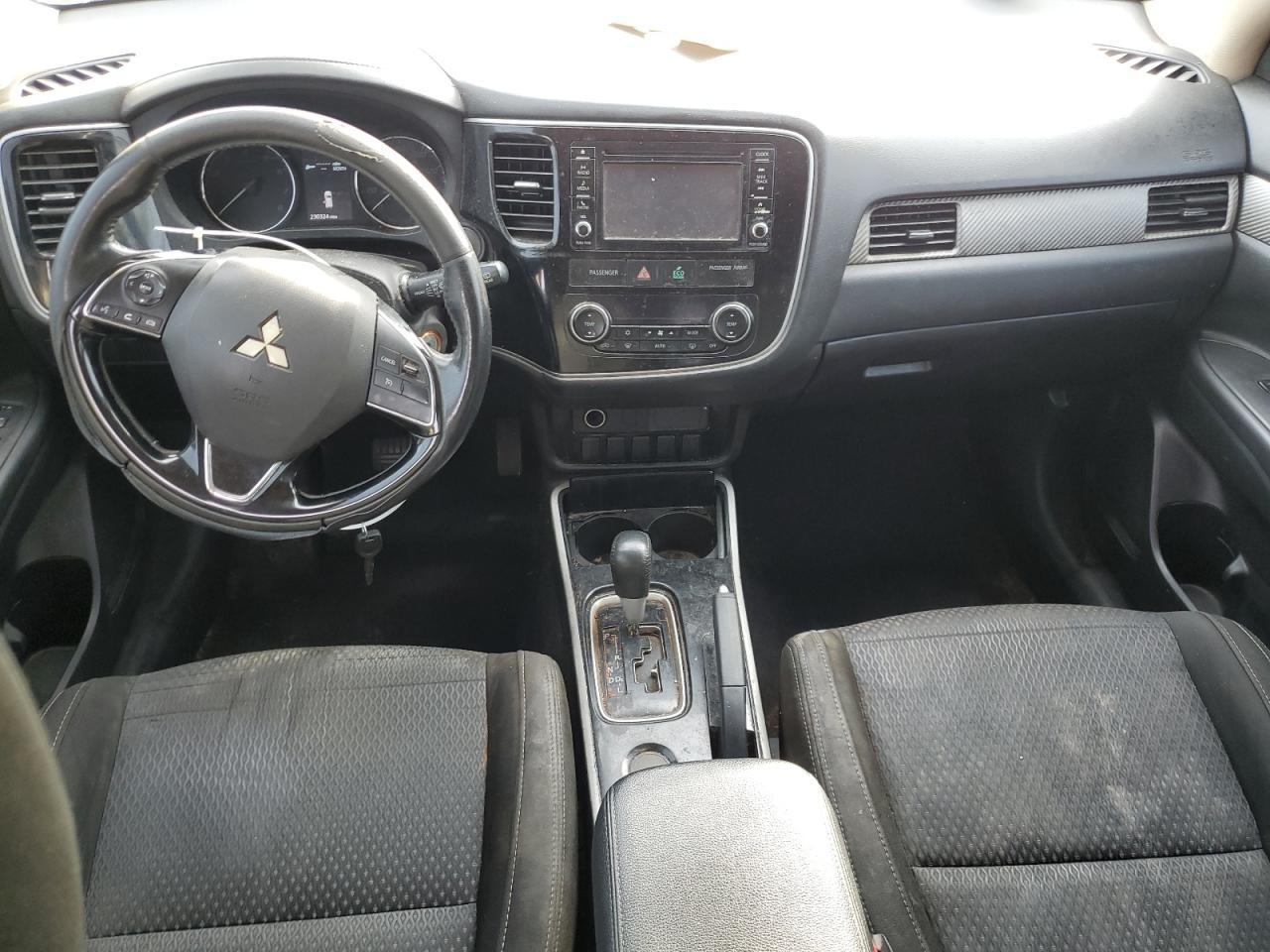 2017 MITSUBISHI outlander