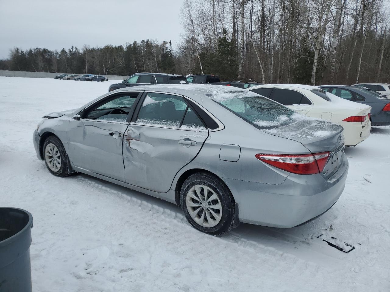 2016 TOYOTA CAMRY