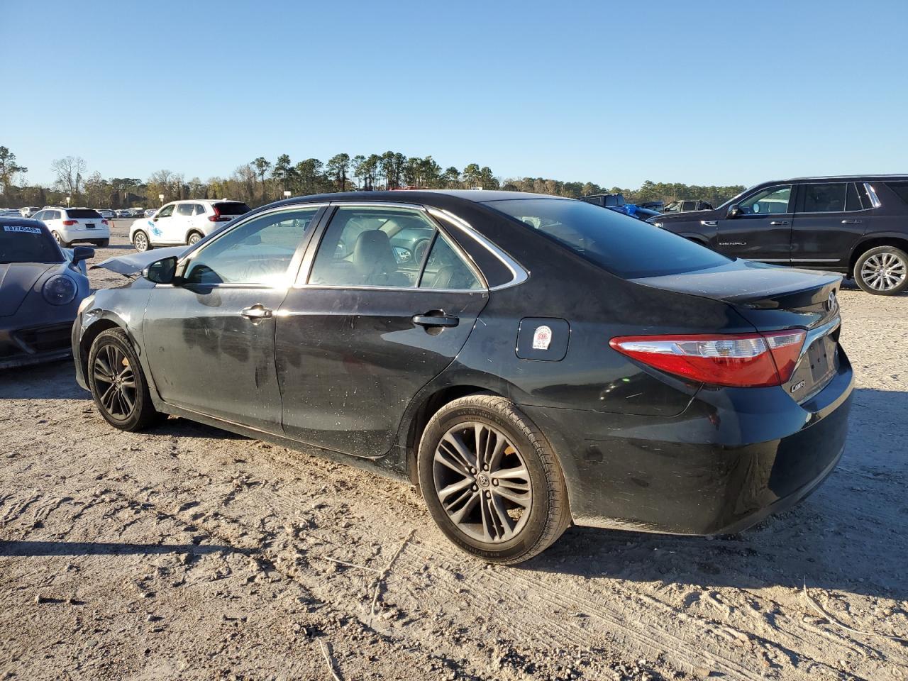 2015 TOYOTA CAMRY