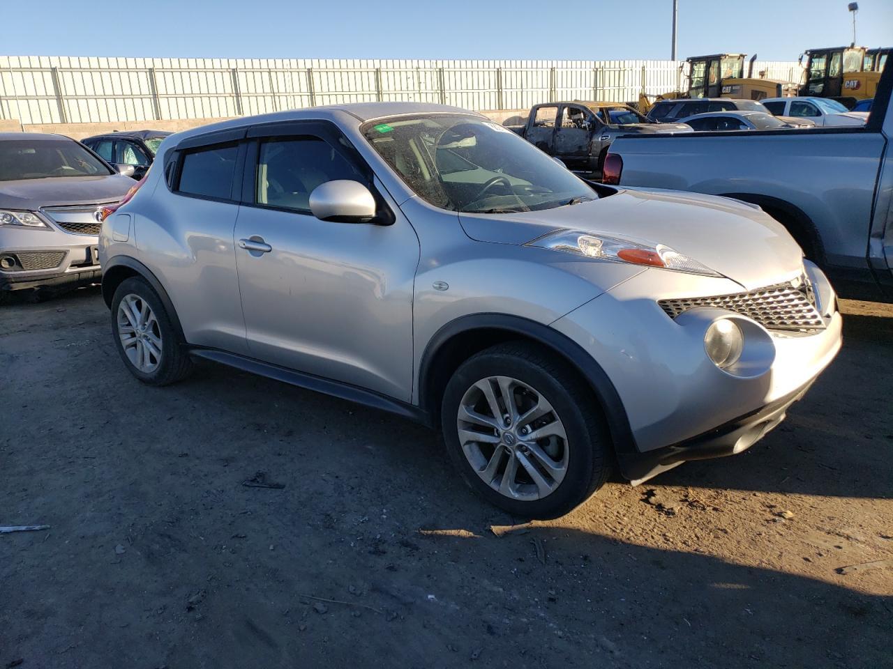 2013 NISSAN Juke