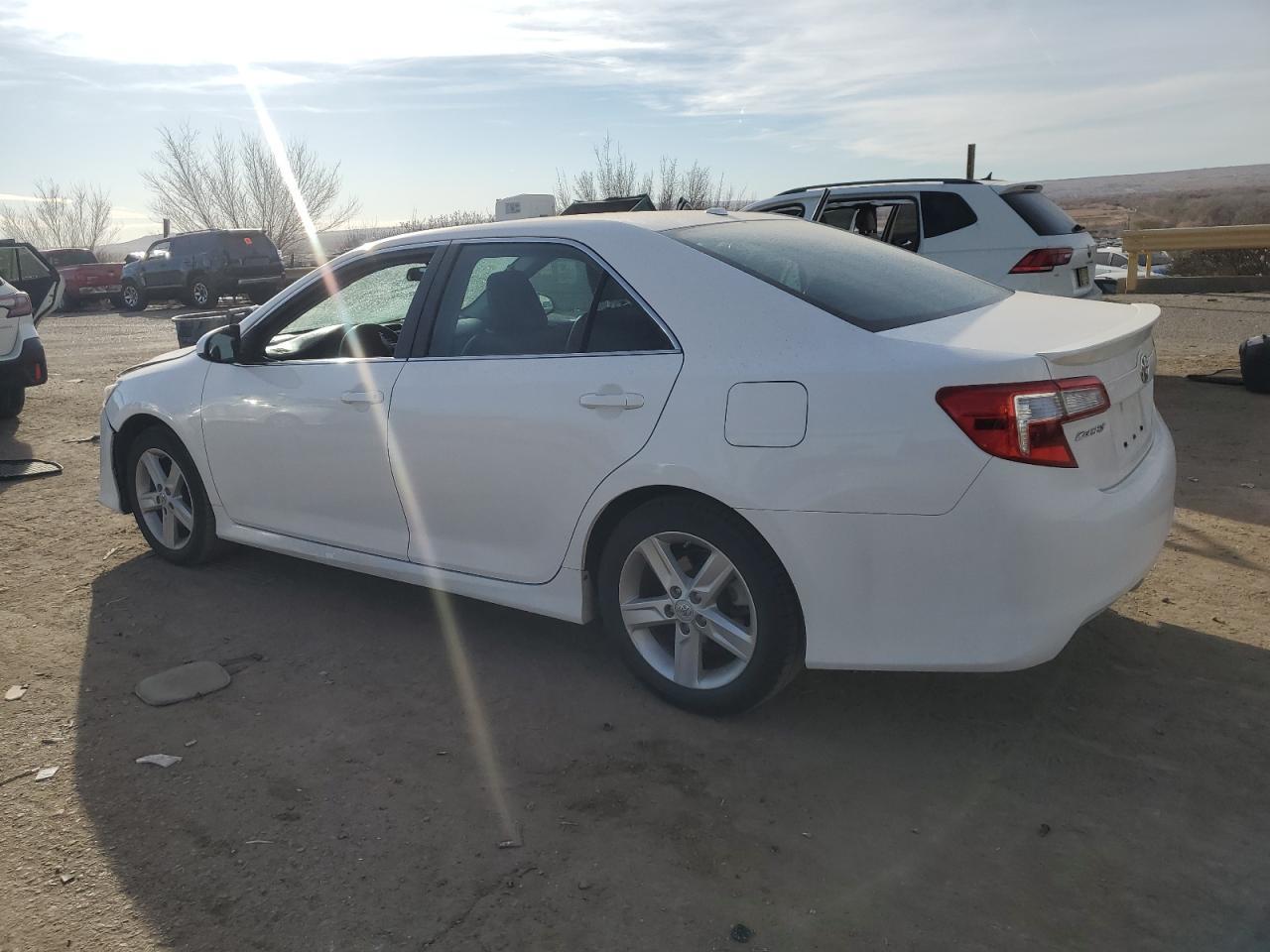 2012 TOYOTA CAMRY