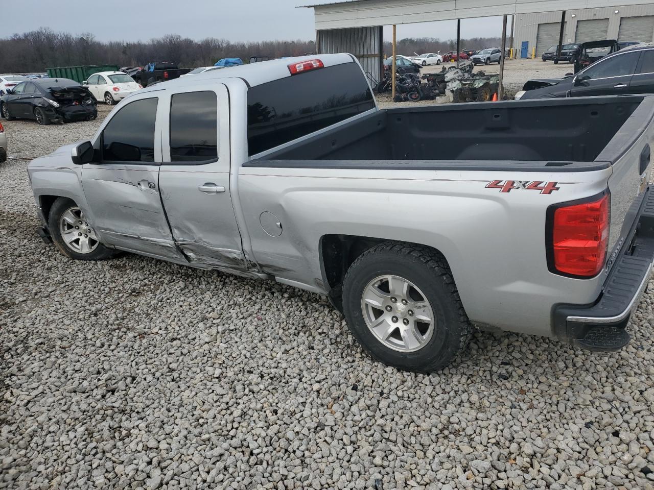 2018 CHEVROLET Silverado