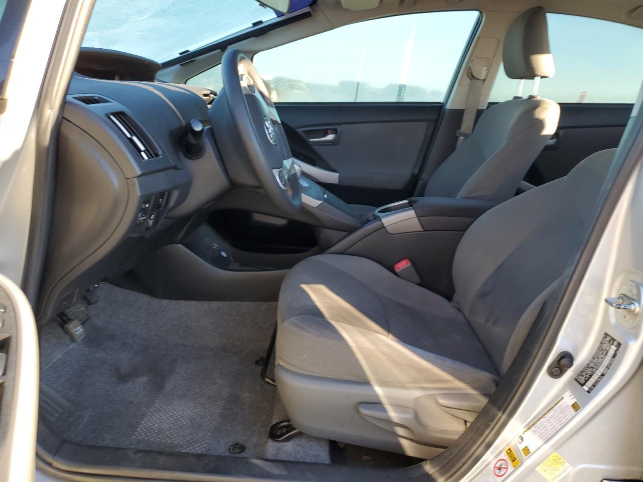 2013 TOYOTA PRIUS