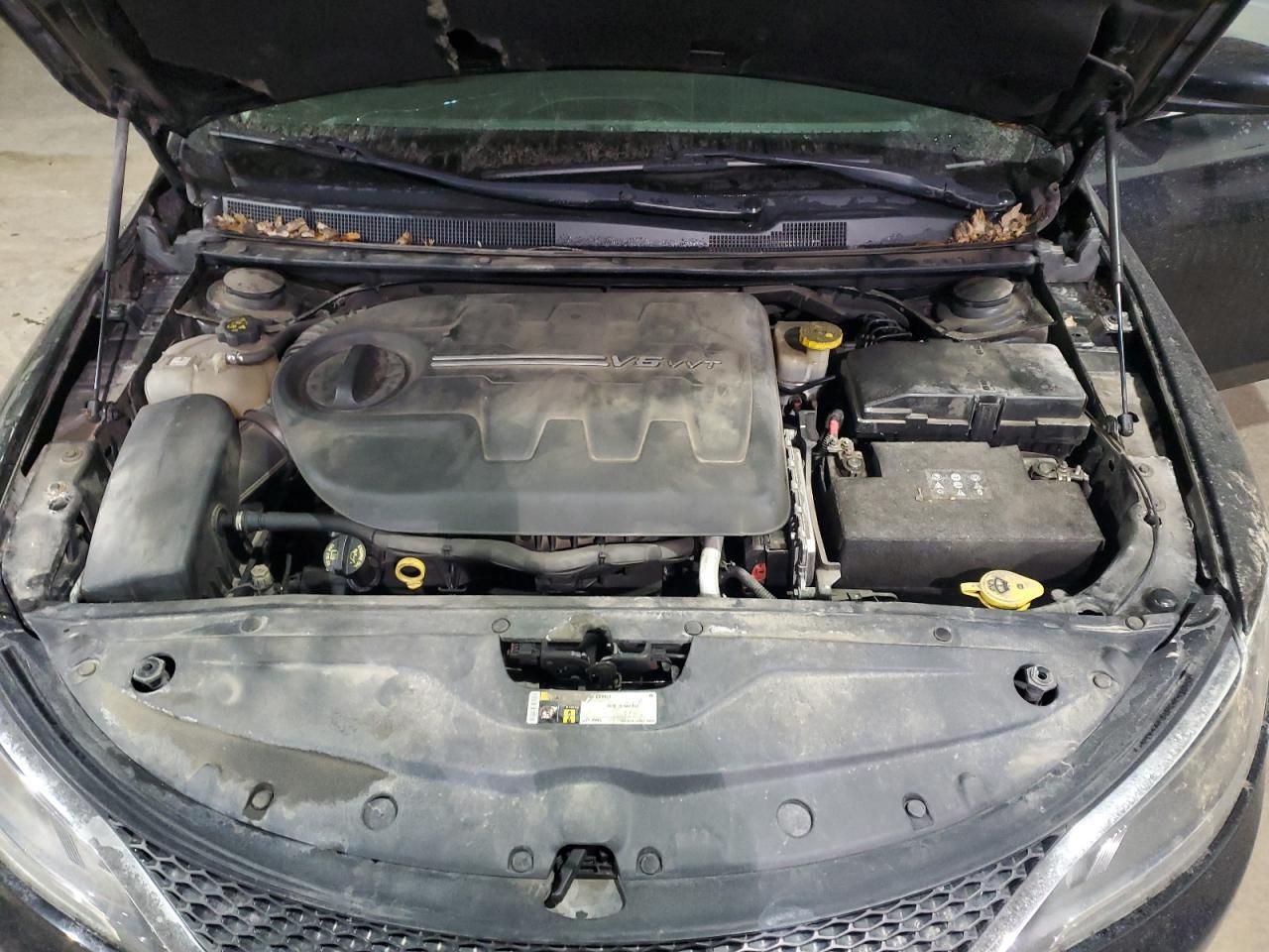 2015 CHRYSLER 200