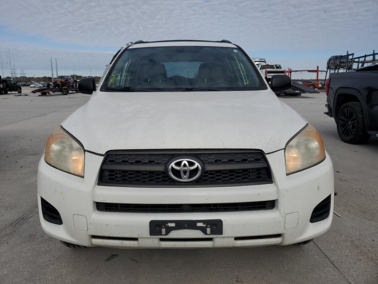 2011 TOYOTA RAV4