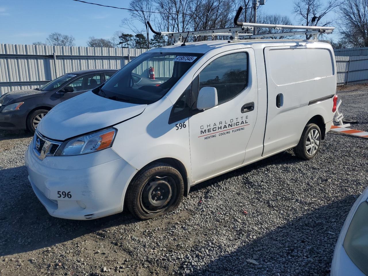2017 NISSAN NV 200