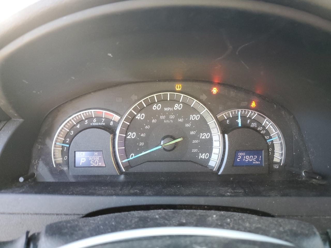 2014 TOYOTA CAMRY
