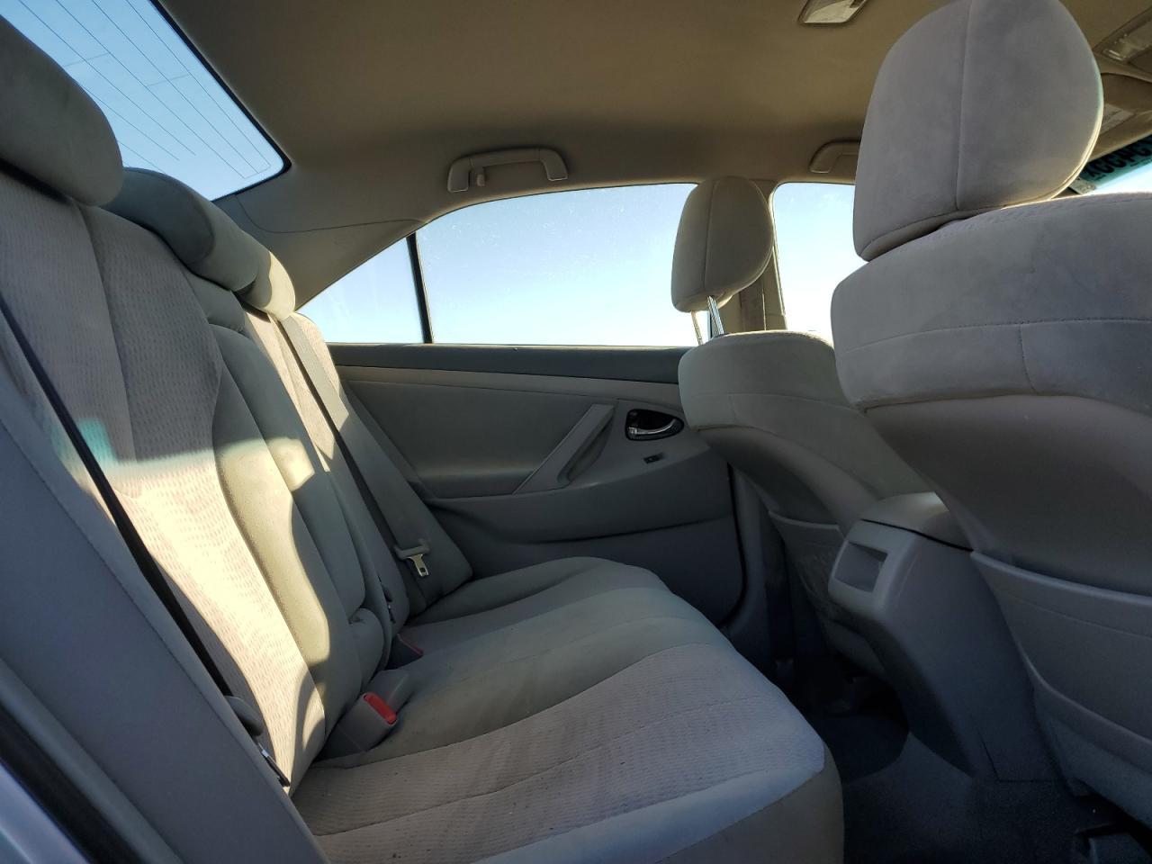 2010 TOYOTA CAMRY