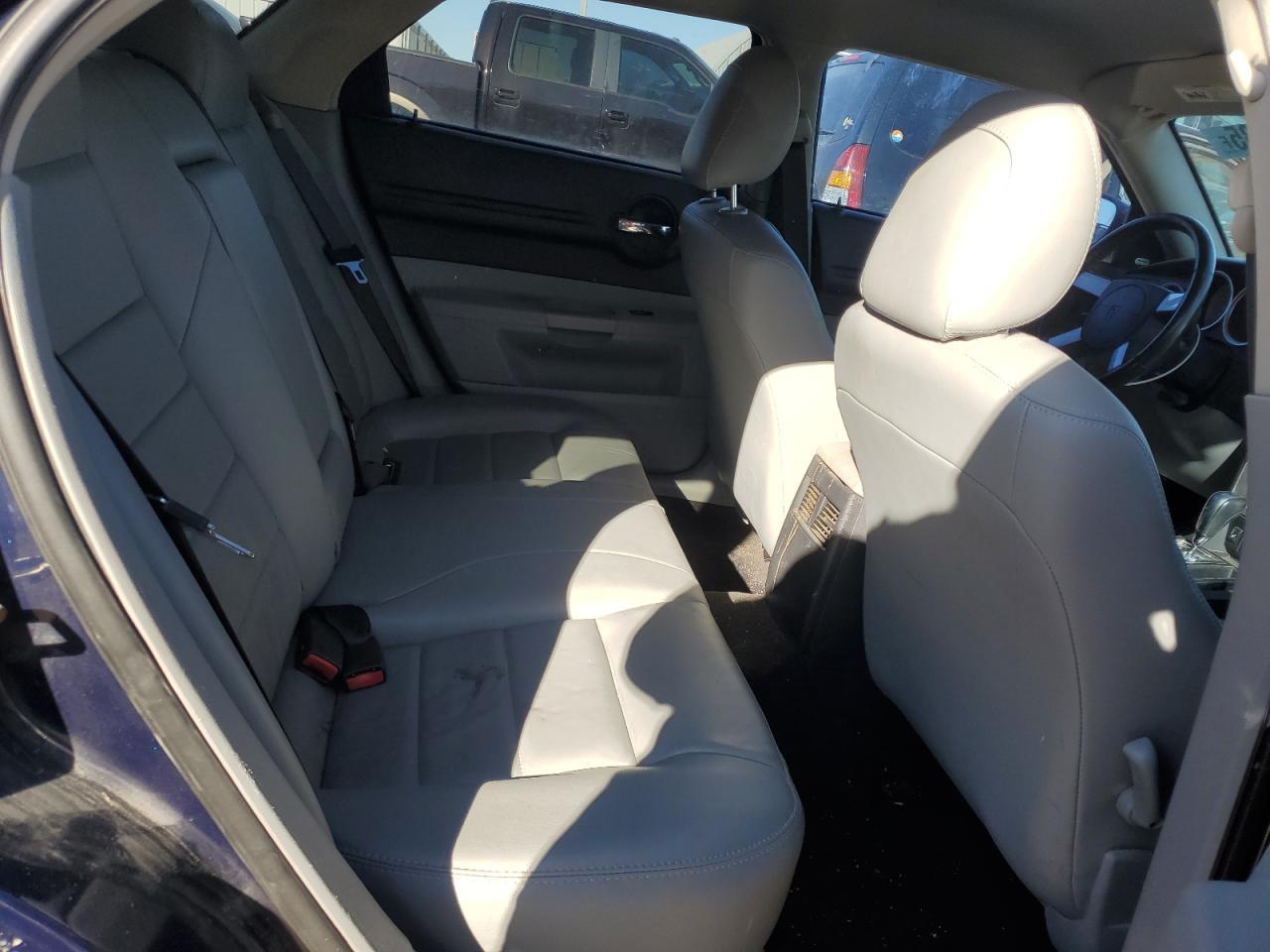 2006 DODGE MAGNUM