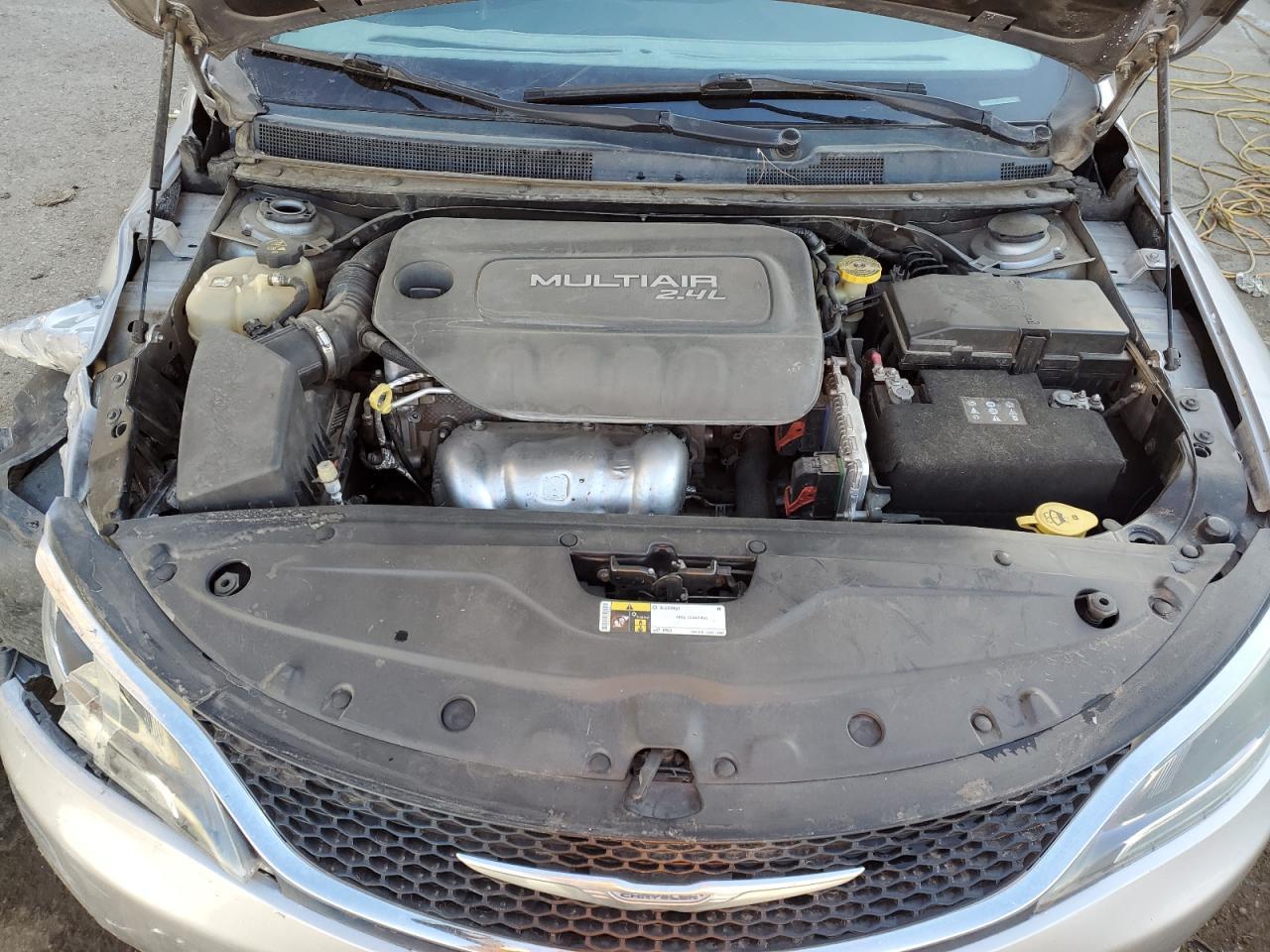 2015 CHRYSLER 200